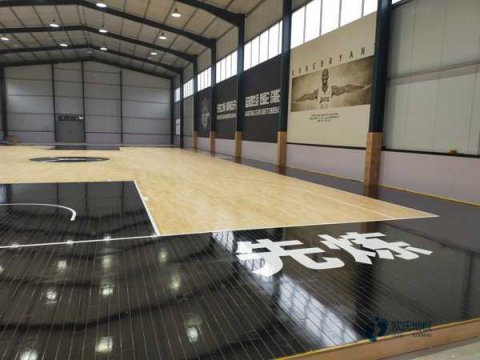 松木籃球館木地板環保嗎